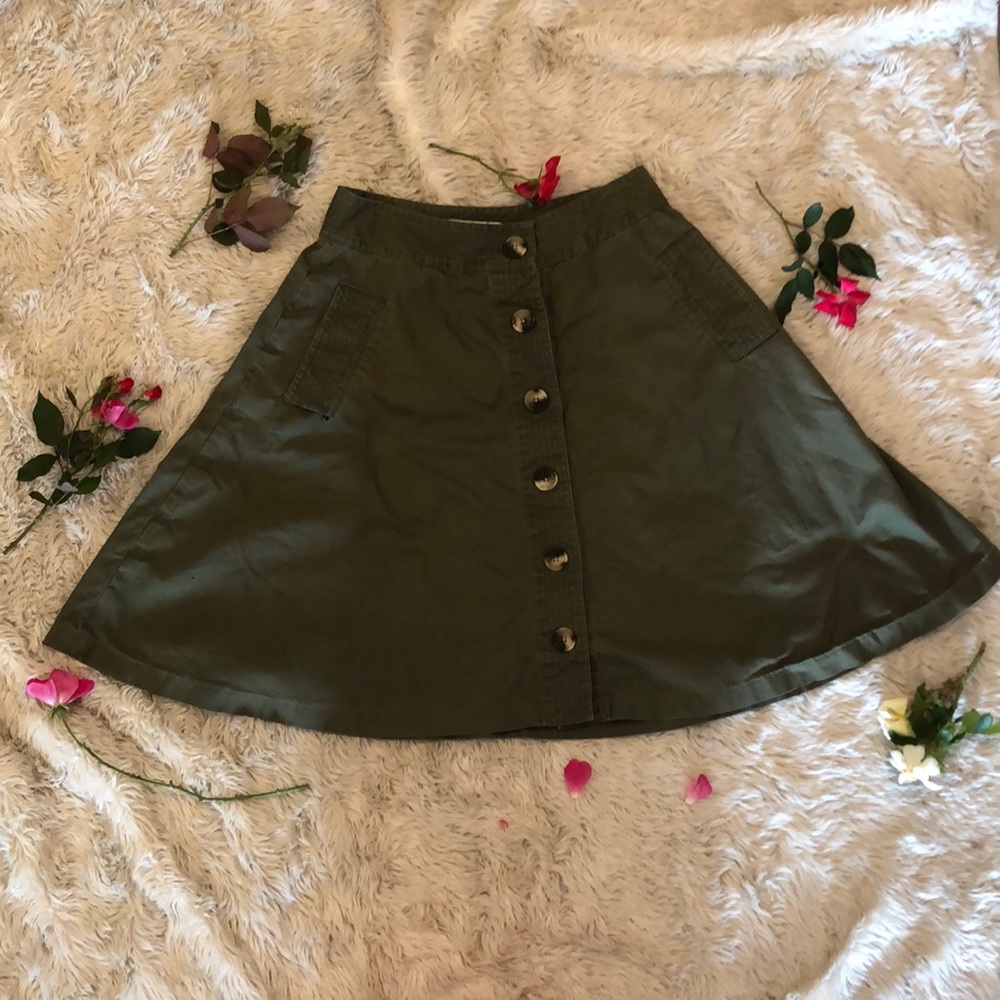 Button down high waisted army green skirt